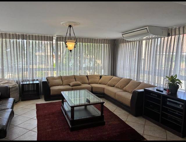 5 BEDROOM PROPERTY TO RENT IN WATERKLOOF RIDGE